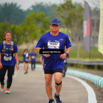 Runner Photo 7372112