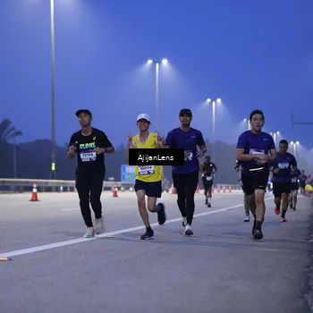 Runner Photo 7372199