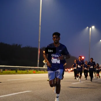 Runner Photo 7372217