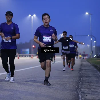 Runner Photo 7372263