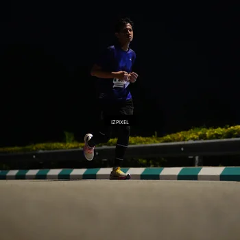 Runner Photo 7372297
