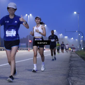 Runner Photo 7372349