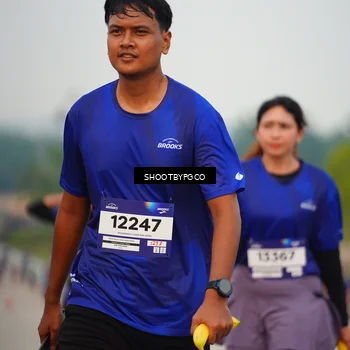 Runner Photo 7372369