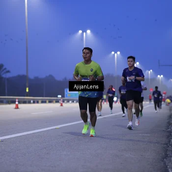 Runner Photo 7372395