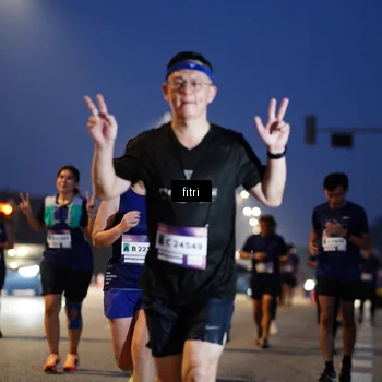 Runner Photo 7372399