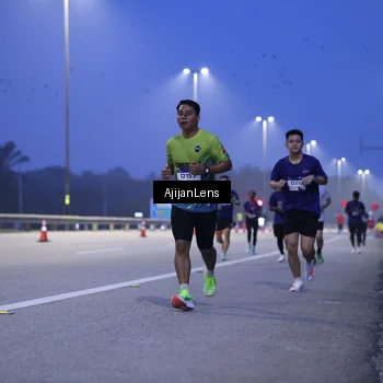 Runner Photo 7372403