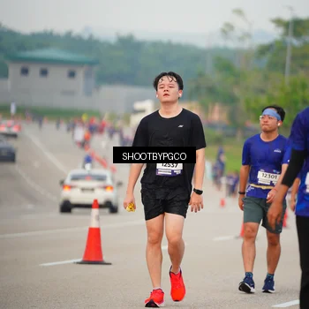 Runner Photo 7372424