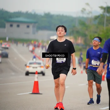 Runner Photo 7372429