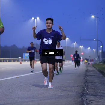 Runner Photo 7372439