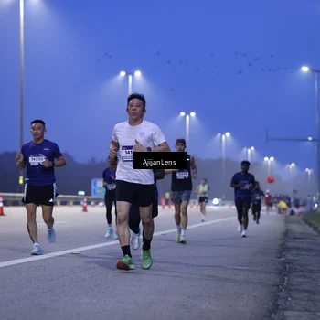 Runner Photo 7372446