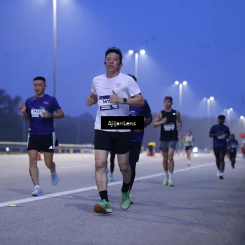 Runner Photo 7372460