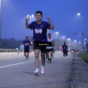 Runner Photo 7372481
