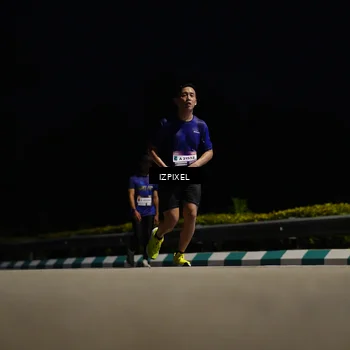 Runner Photo 7372542