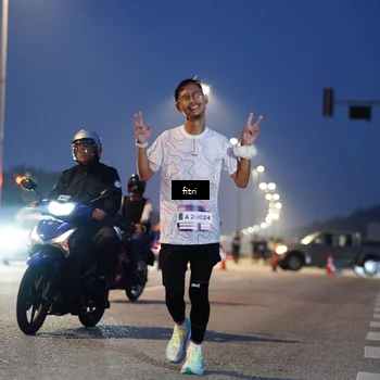 Runner Photo 7372550