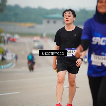 Runner Photo 7372559