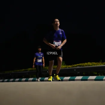 Runner Photo 7372581