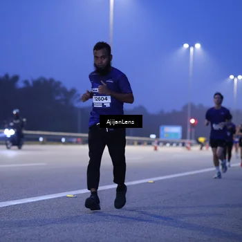 Runner Photo 7372591