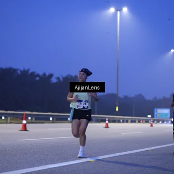 Runner Photo 7372593
