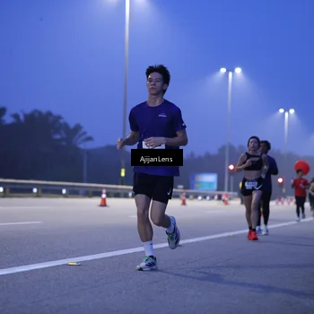 Runner Photo 7372596