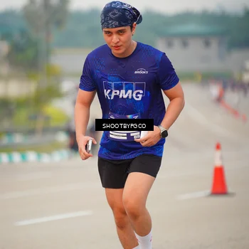 Runner Photo 7372603