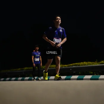 Runner Photo 7372639