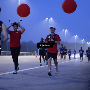 Runner Photo 7372660