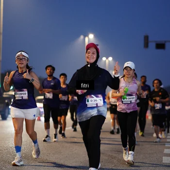 Runner Photo 7372675