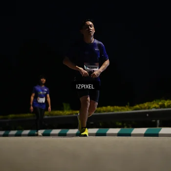 Runner Photo 7372678