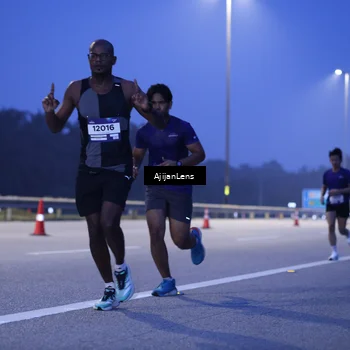 Runner Photo 7372731