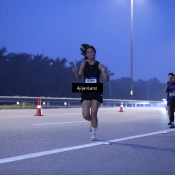 Runner Photo 7372739
