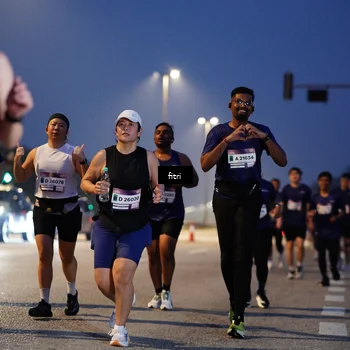 Runner Photo 7372747