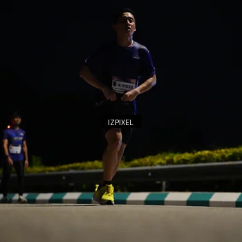 Runner Photo 7372767