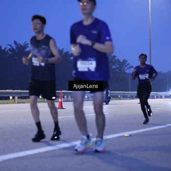 Runner Photo 7372782