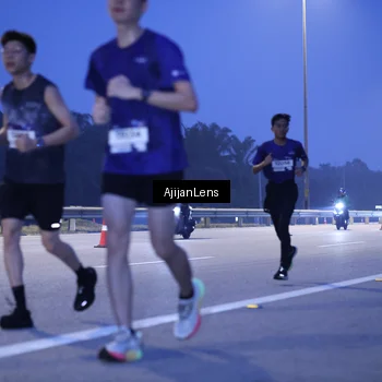 Runner Photo 7372792