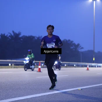 Runner Photo 7372801