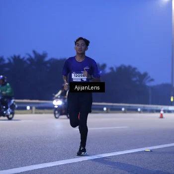 Runner Photo 7372814