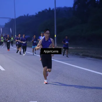 Runner Photo 7372818