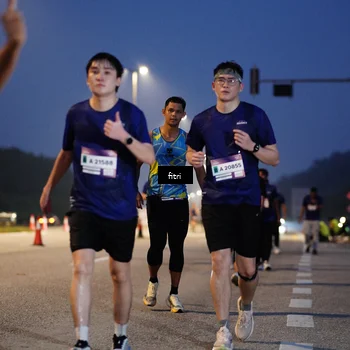 Runner Photo 7372834