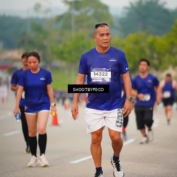 Runner Photo 7372859