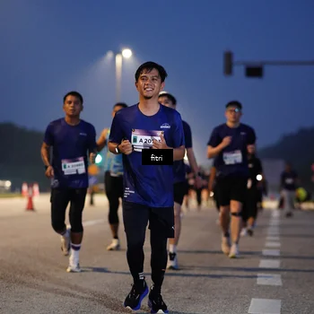 Runner Photo 7372879