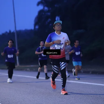 Runner Photo 7372880