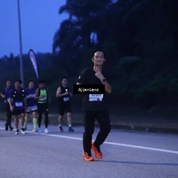 Runner Photo 7372894