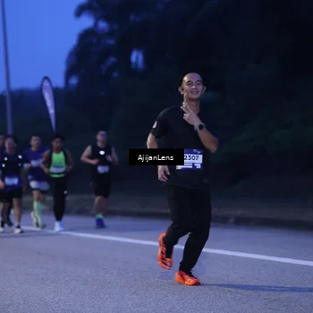 Runner Photo 7372900