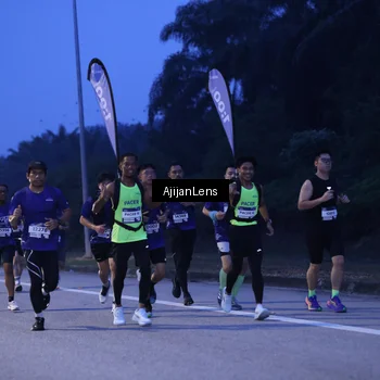 Runner Photo 7372910