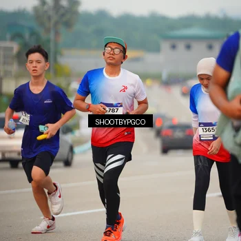 Runner Photo 7372911