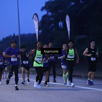 Runner Photo 7372912