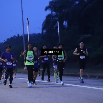 Runner Photo 7372934