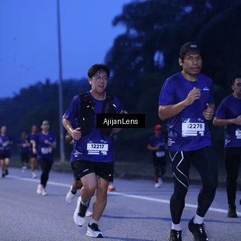 Runner Photo 7372955