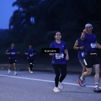 Runner Photo 7372973