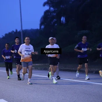 Runner Photo 7372987